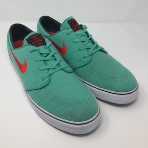 Men’s Nike SB Zoom Stefan Janoski skate shoes